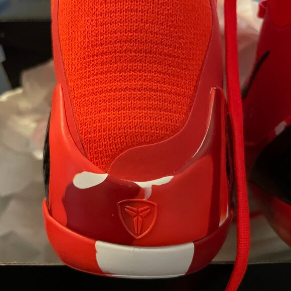 Nike Kobe IX Elite Protro High in Bright Crimson Basketball Shoes - NWT main image 4